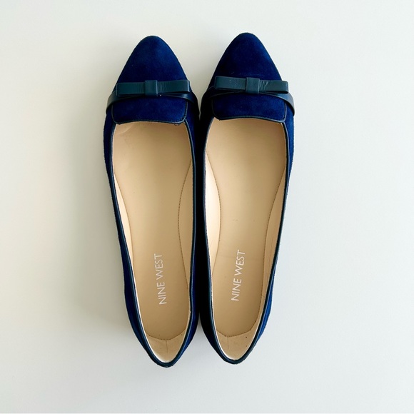 Nine West Blue Suede Flats w/ Black Leather Bow - Picture 2 of 5